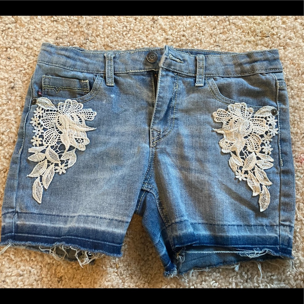 Vigoss girls short -size 16. Malibu mid-shorts.